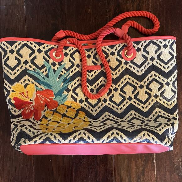 Vera Bradley Lg Straw Beach Tote Navy/ Coral Embroidered Pineapple Rope Straps - Picture 1 of 8